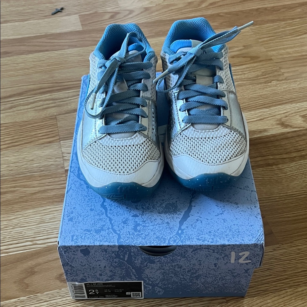 Nike Ja Morant Sneakers - Light Blue and White - Picture 2 of 7